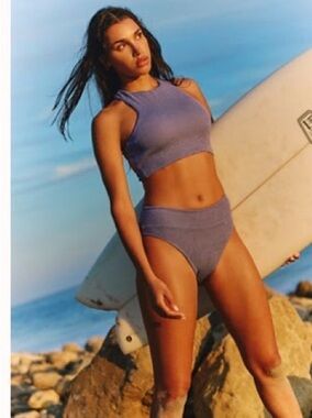 Free People Rhythm Wave Break cross Back Surf Top 
Color: Periwinkle